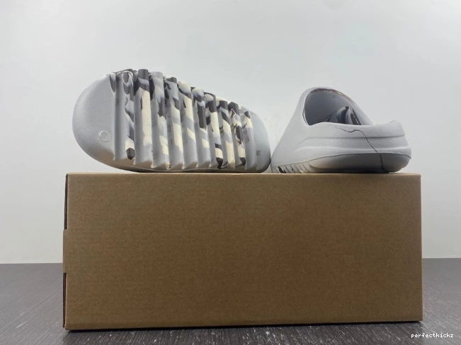 Adidas GZ5553 Slide Yeezy 0717